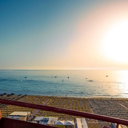 Hotel Atlantic Vista Mare Πέζαρο Εξωτερικό φωτογραφία